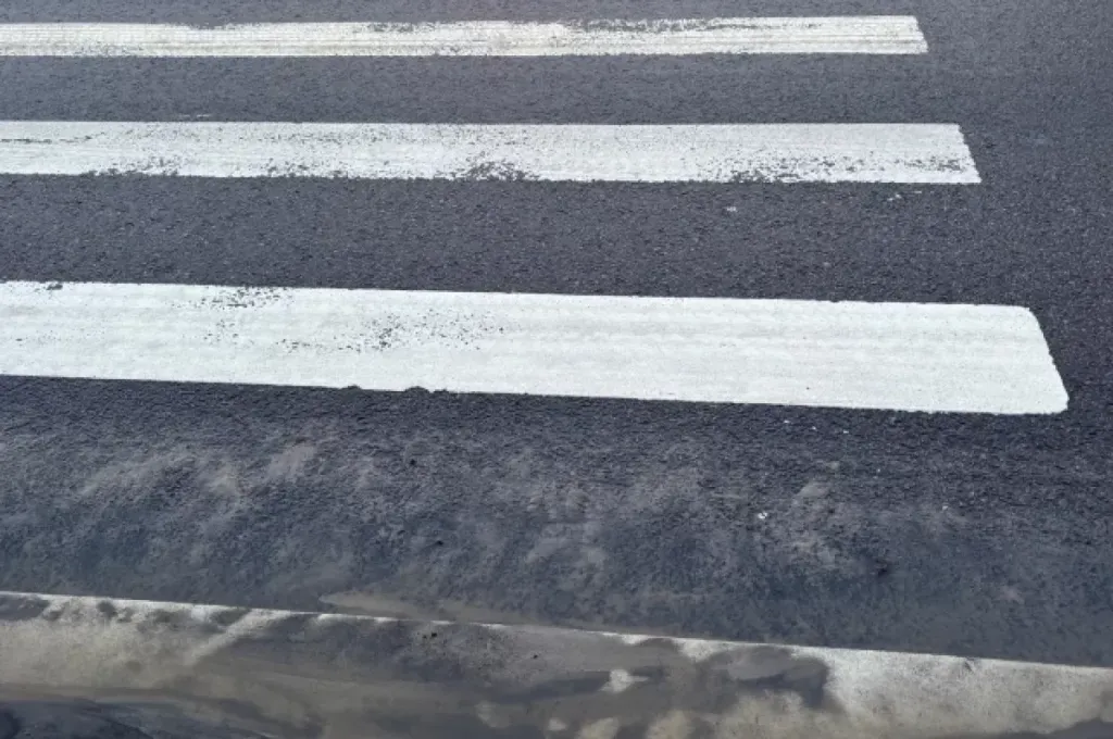 Два пешехода пострадали на переходах в Костроме за утро